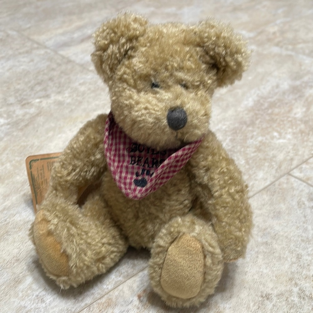 Vintage Boyd’s Bears Collectible 8” Bosley Bear w/Bandana